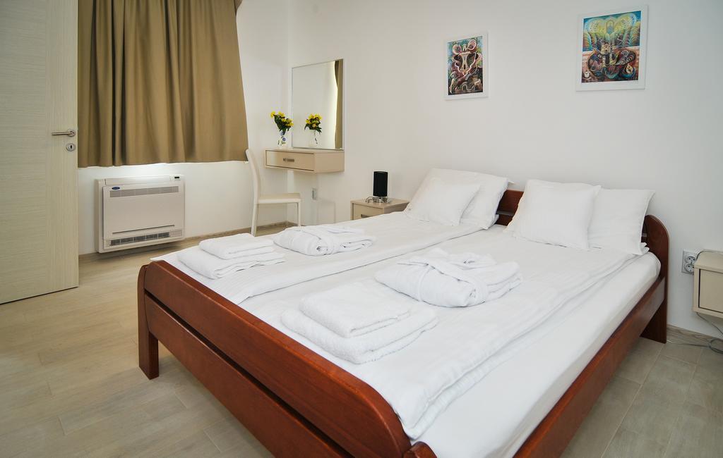 Apartments Zukovac Tivat Luaran gambar