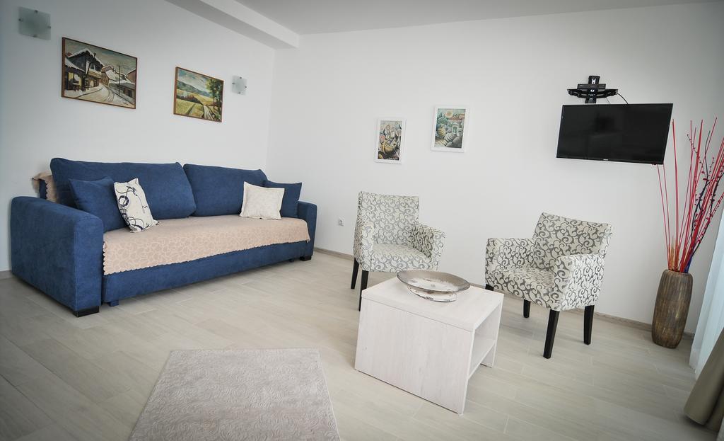 Apartments Zukovac Tivat Luaran gambar