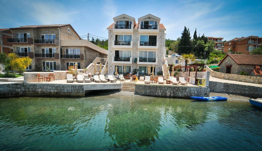 Apartments Zukovac Tivat Luaran gambar